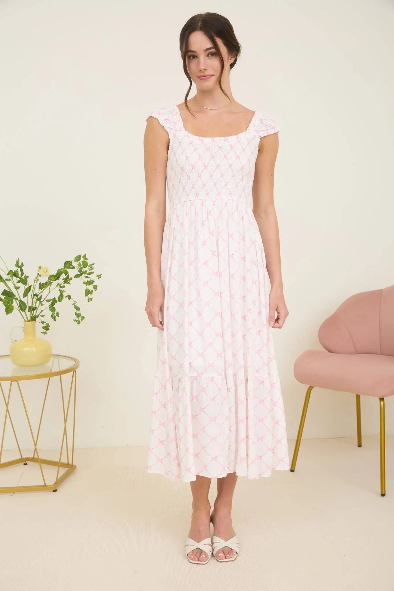 BOW PATTERN RUCHED SLEEVE SMOCKED MIDI DRESS Blu Pepper