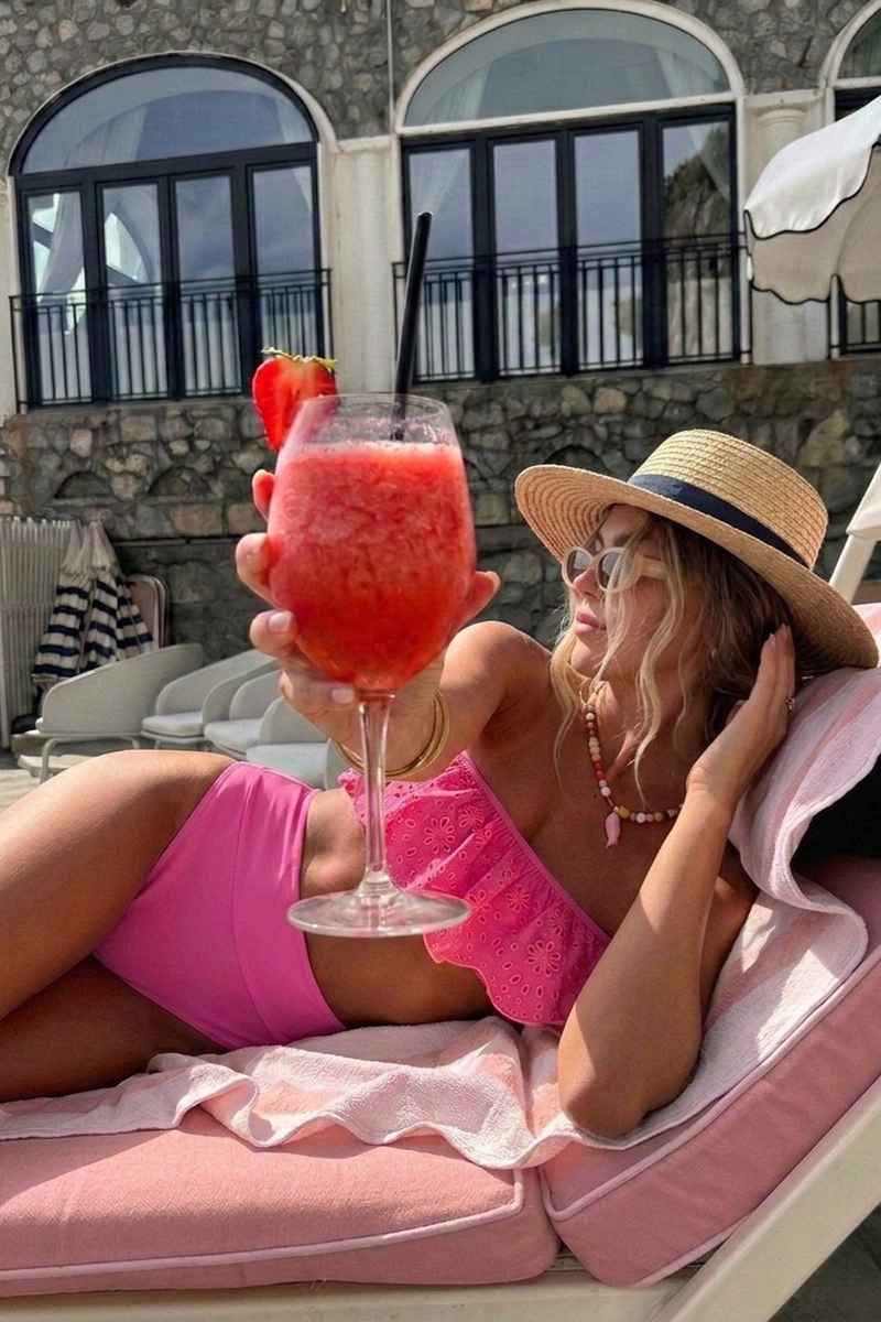 Beach Riot Tanvi Top Strawberry Eyelet
